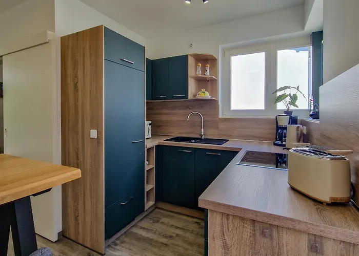 Brise Gartenhaus Belvedere App 04 Apartment *